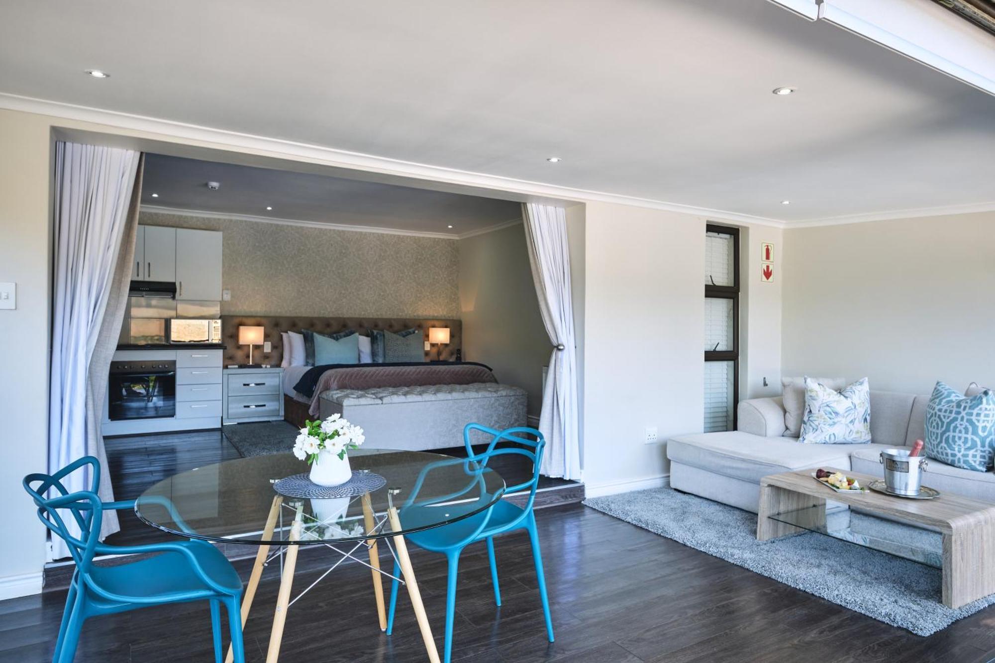Alluvia Boutique Winery & Luxury Accommodation Stellenbosch Quarto foto A studio apartment in Cape Town, South Africa